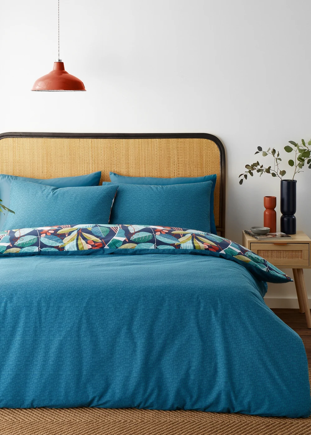 Catherine Lansfield Botanical Leaves Reversible Duvet Cover Set - Single Image 2