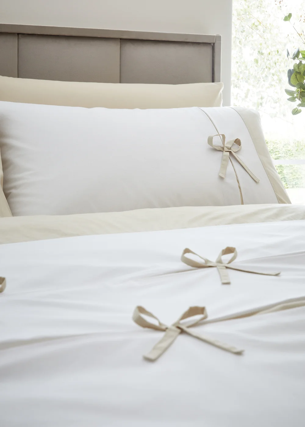 Catherine Lansfield Milo Bow Duvet Cover Set Natural - Single Image 2