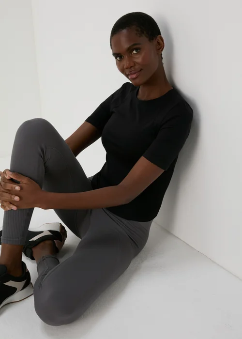 Souluxe Black Seamless Top - S Image 1