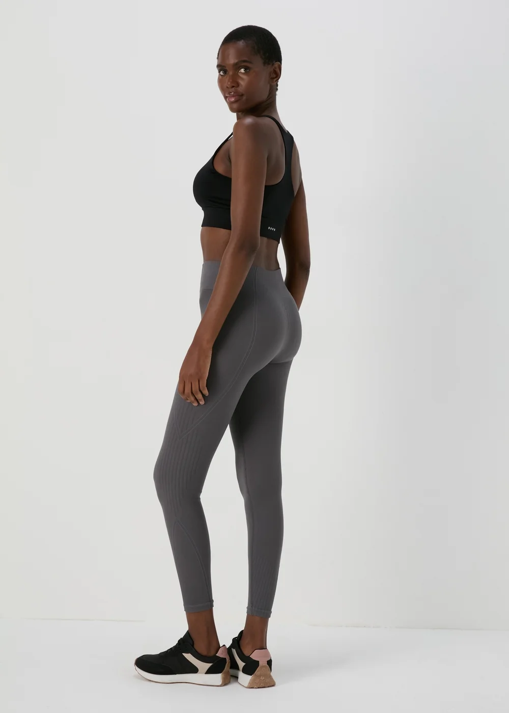 Souluxe Charcoal Seamless Leggings - S Image 2