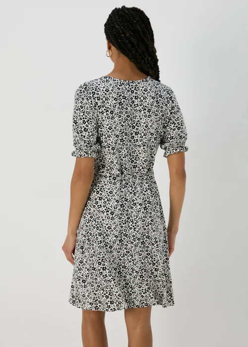 Black & White Floral Print Mini Dress - Size 8 Image 2