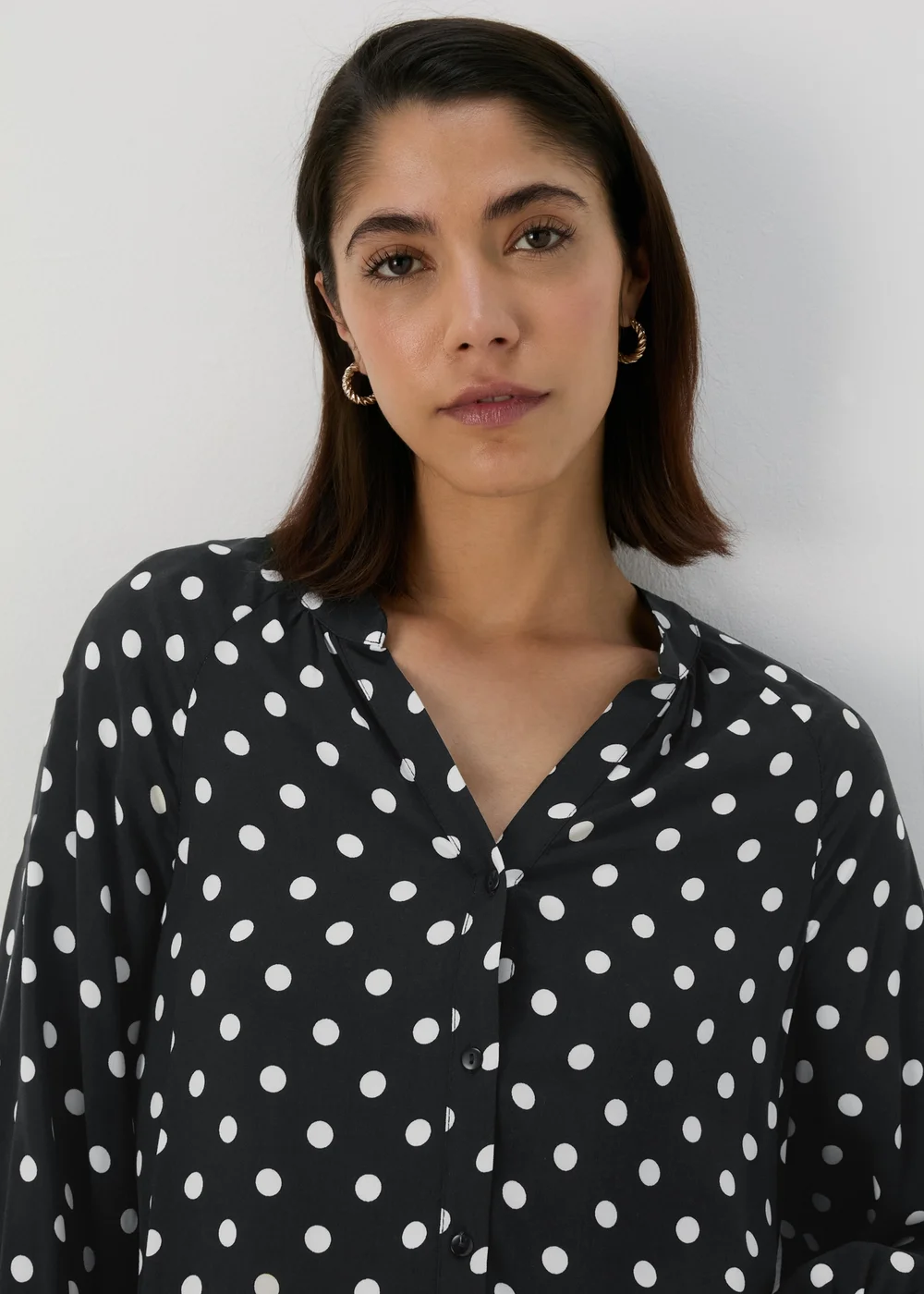 Black Mono Spots Viscose Blouse - Size 8 Image 3