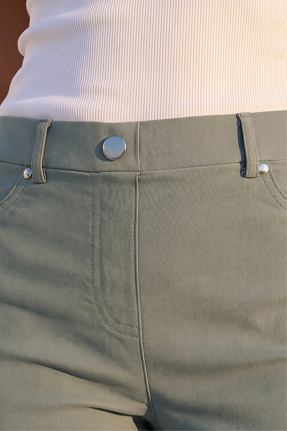 Roman Khaki Elastic Waist Turn Up Stretch Shorts - 22 Image 4