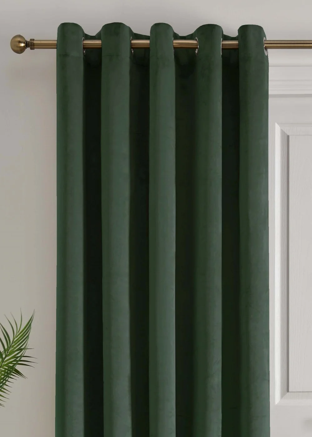 Laurence Llewelyn-Bowen Montrose Velvet Blackout Green Eyelet Single Panel Door Curtain - 66W X 84D (168x213) Image 2