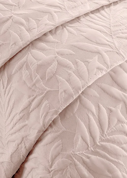 Serene Luana Soft Touch Pinsonic Pink Bedspread - 200 x 230cm Image 3