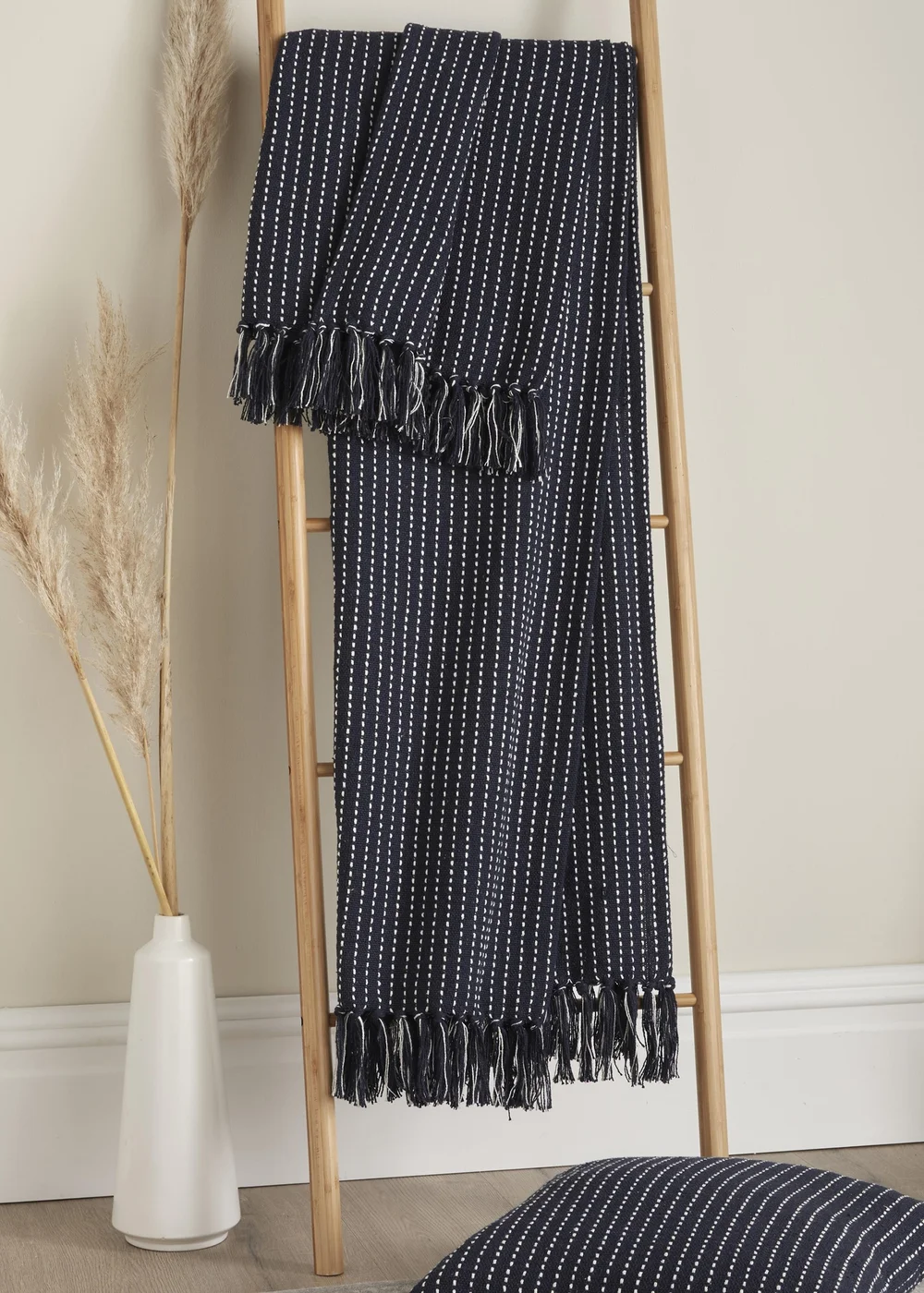 Drift Home Quinn Navy Throw - 130 x 180cm Image 1