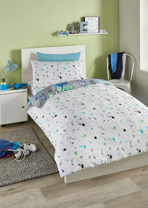Bedlam Game Glow Reversible Grey Duvet Cover Set - Single Image 4