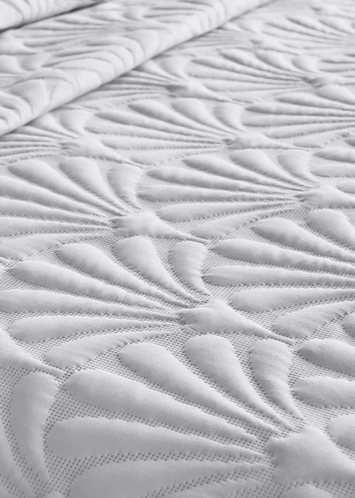 Serene Cavali Pinsonic White Bedspread - 200 x 230cm Image 3