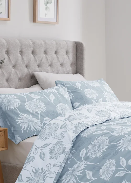 Dreams & Drapes Design Chrysanthemum Blue Duvet Cover Set - Single Image 2