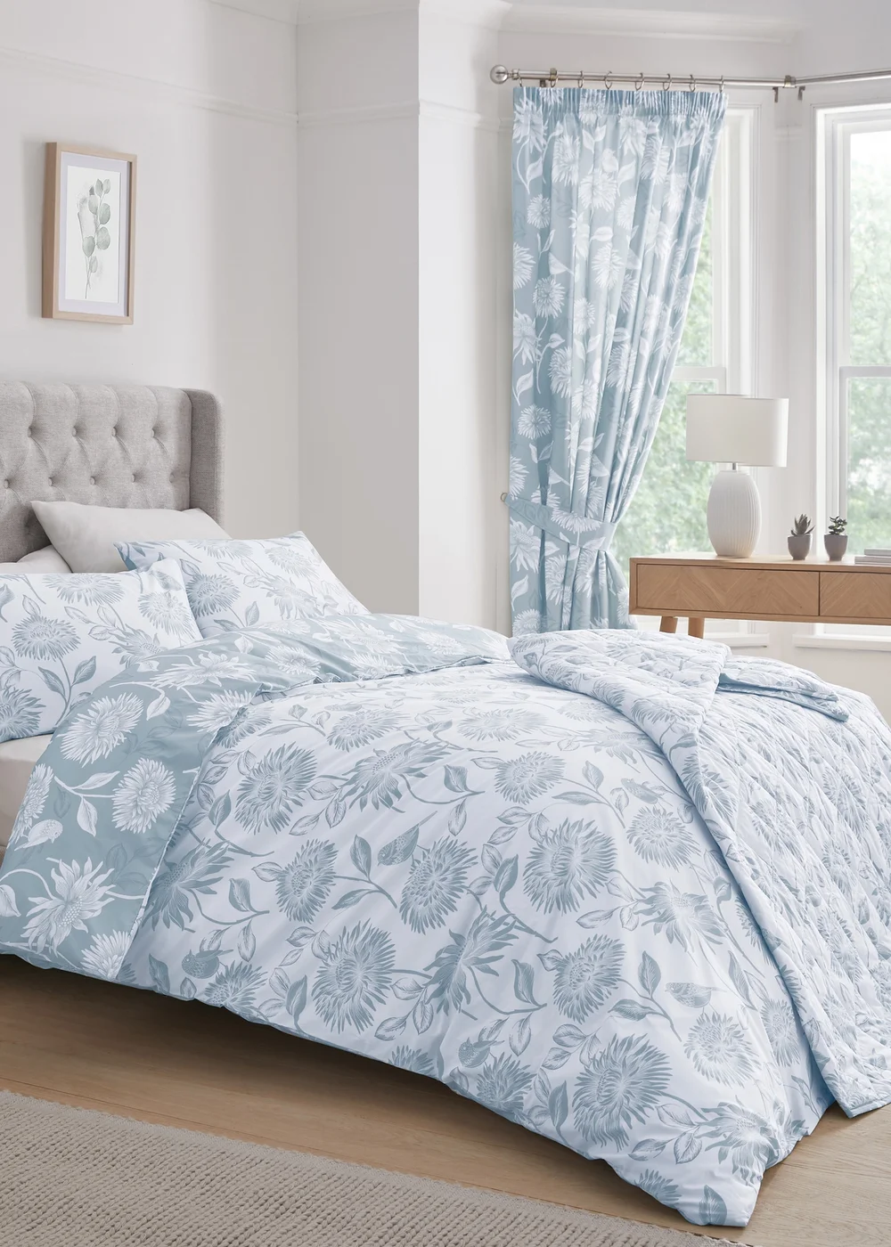 Dreams & Drapes Design Chrysanthemum Blue Duvet Cover Set - Single Image 4