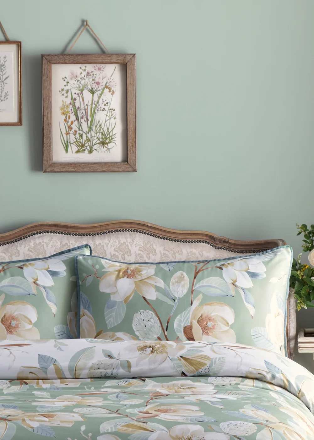 Appletree Heritage Eleanor Soft Touch Green Duvet Cover Set - Single Image 3