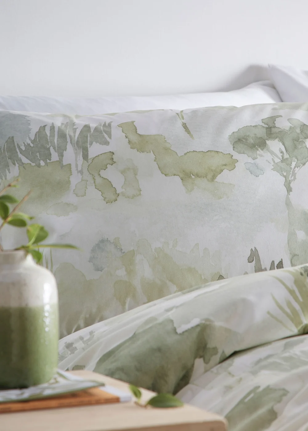 Appletree Loft Edale Green Duvet Cover Set - Single Image 2