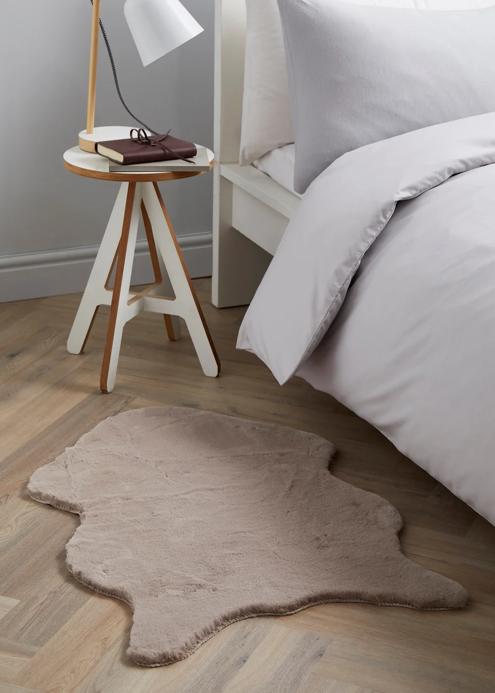 Fusion Shaped Rug Beige Shaped Rug - 60 x 90cm Image 1