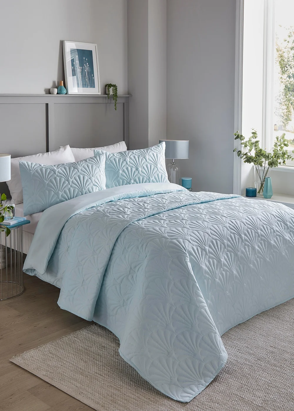 Serene Cavali Pinsonic Blue Bedspread - 200 x 230cm Image 2