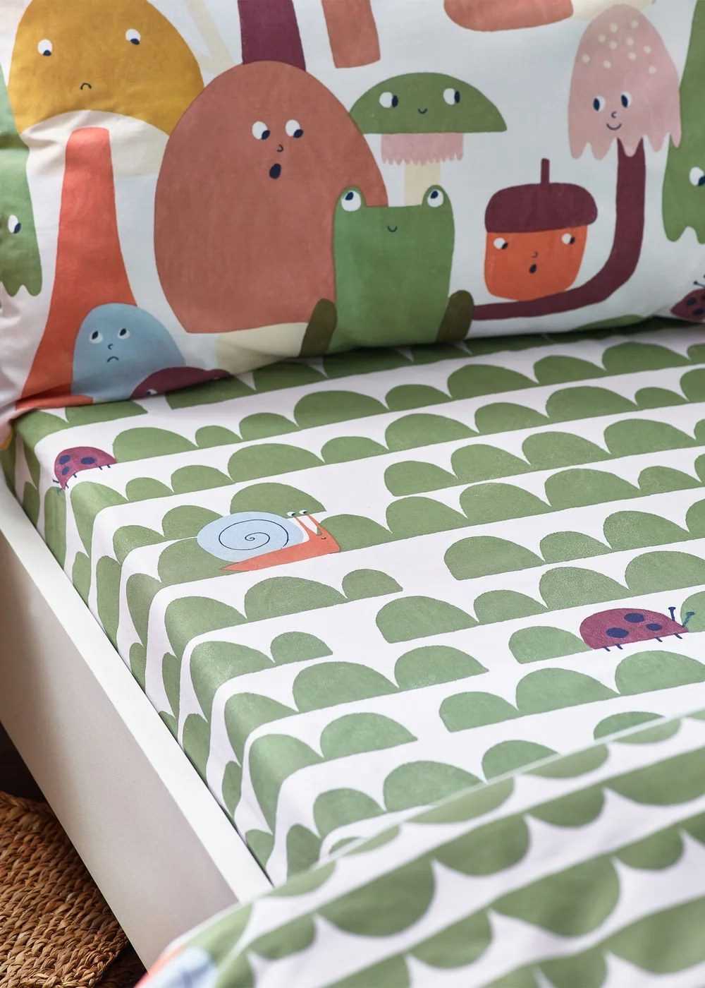 little furn. Funguys Geometric Fitted Bed Sheet - Toddler Image 1