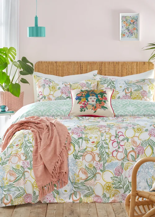 furn. Taormina Floral Duvet Cover Set - Single Image 1