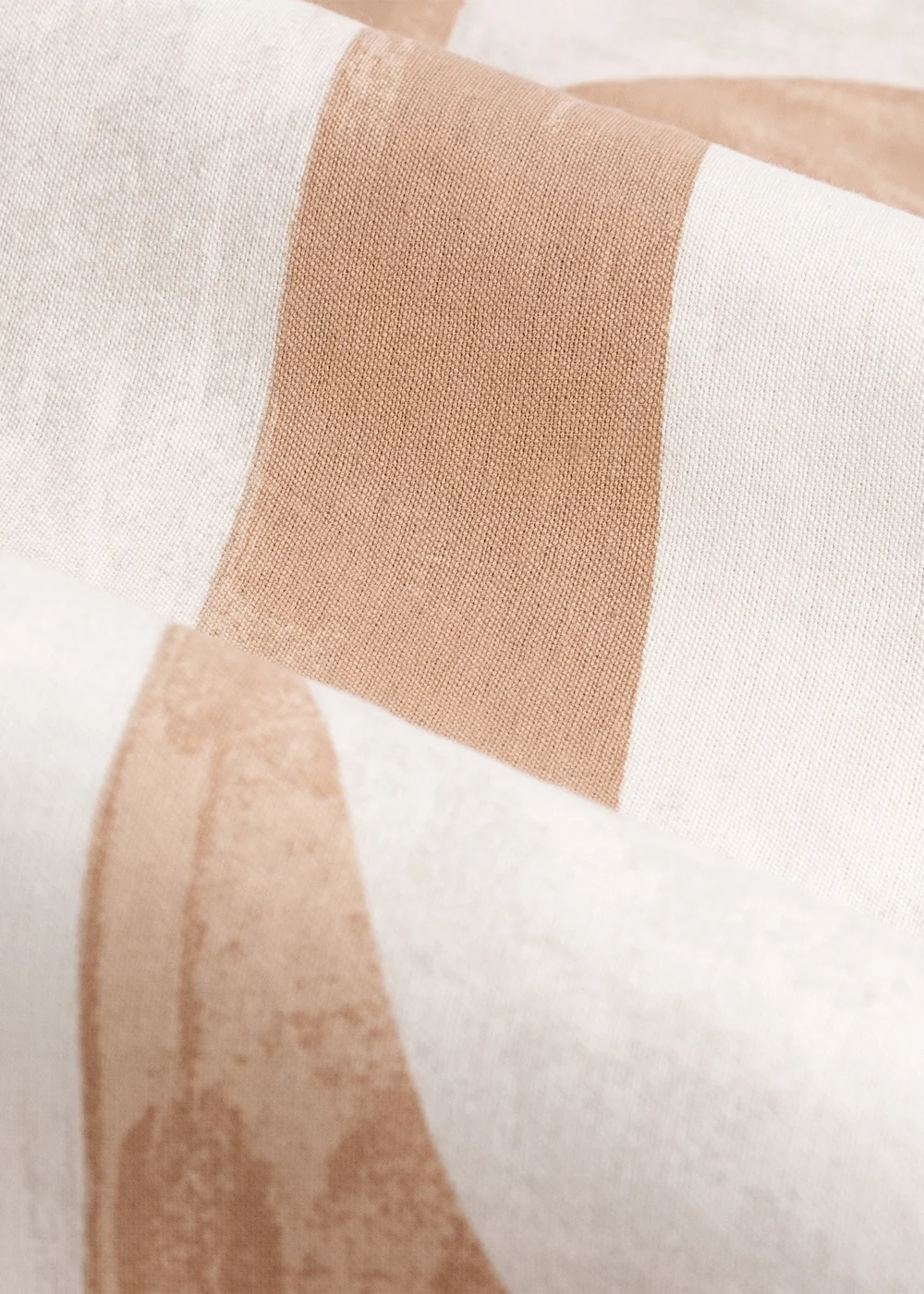 Hoem Carro Abstract Eyelet Curtains - 46W X 54D (117x137cm) Image 5