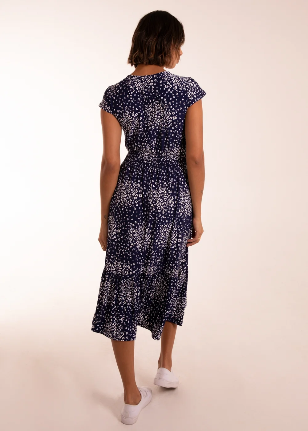 Blue Vanilla Navy Button Through Shirred Waist Midi Dress - 8 Image 4