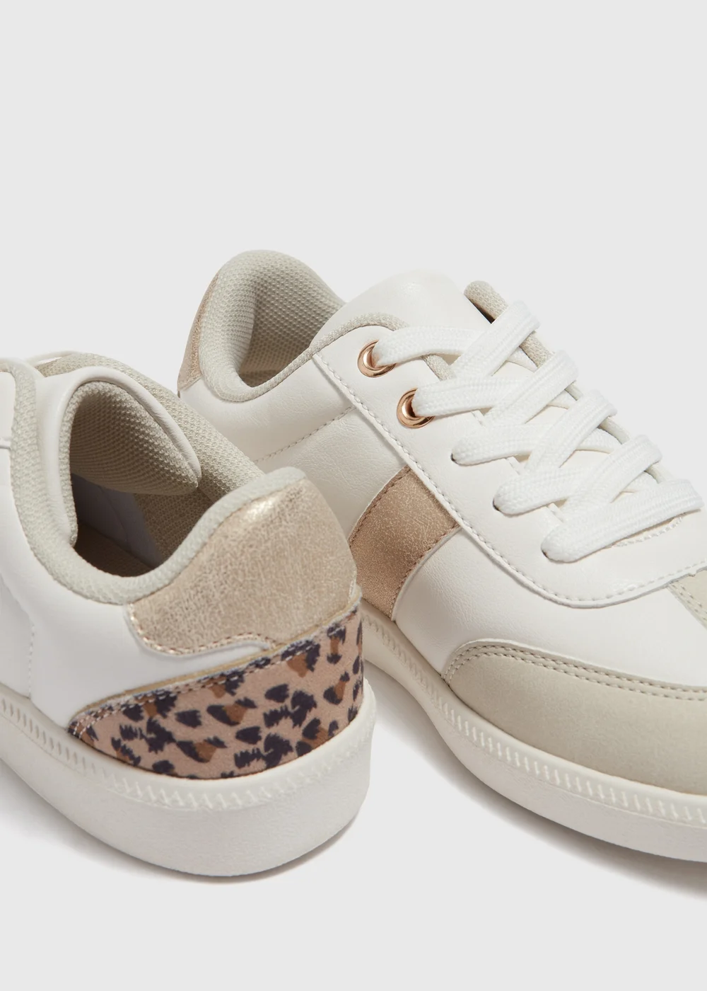 Girls White Panel Trainers (Younger 10-Older 5) - Size 1 Image 2
