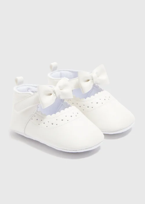 Baby White Mary Jane Shoes (Newborn-18mths) - Age 0 - 3 Months Image 1