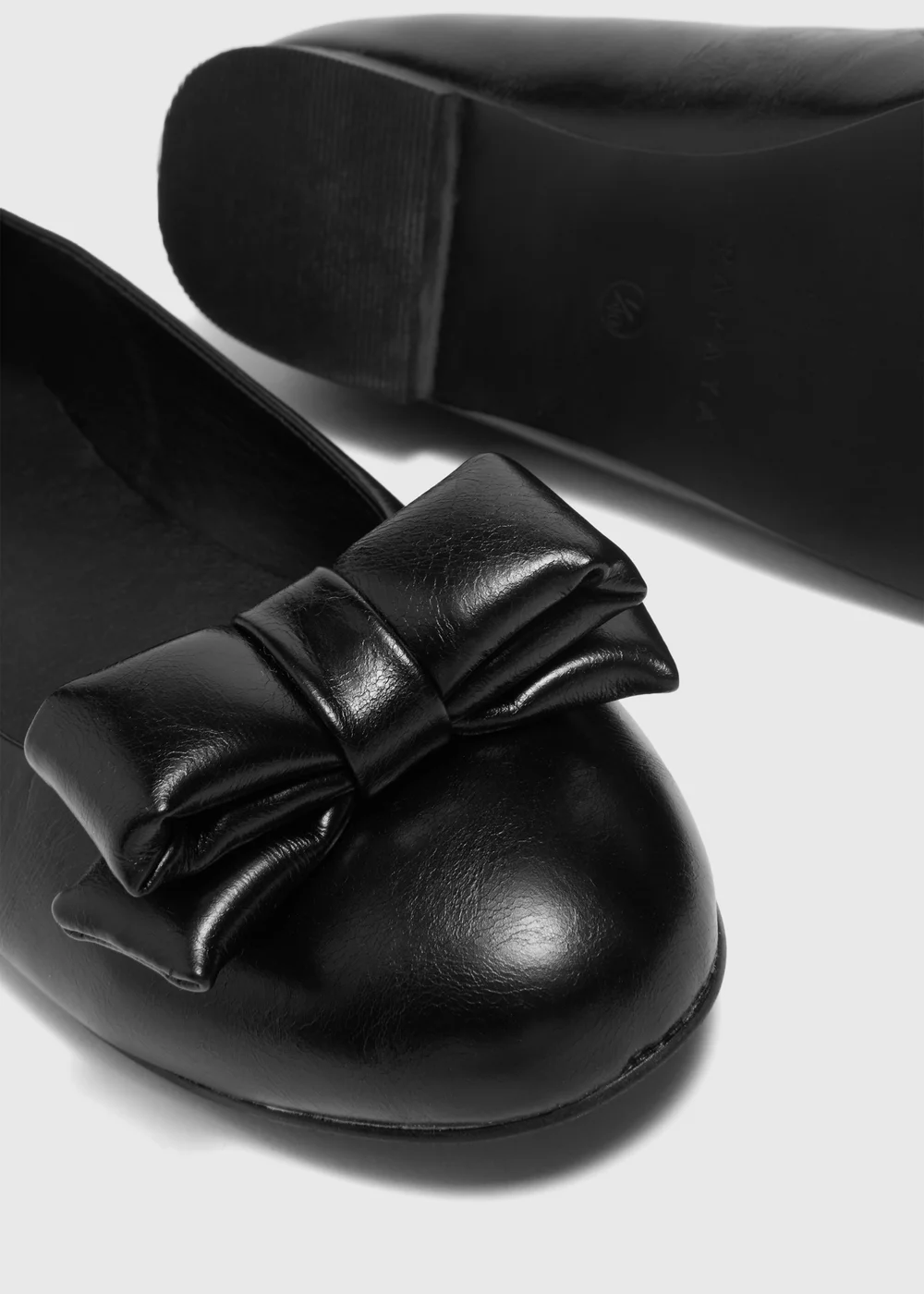 Black Bow Ballet Flats - Size 3 Image 2