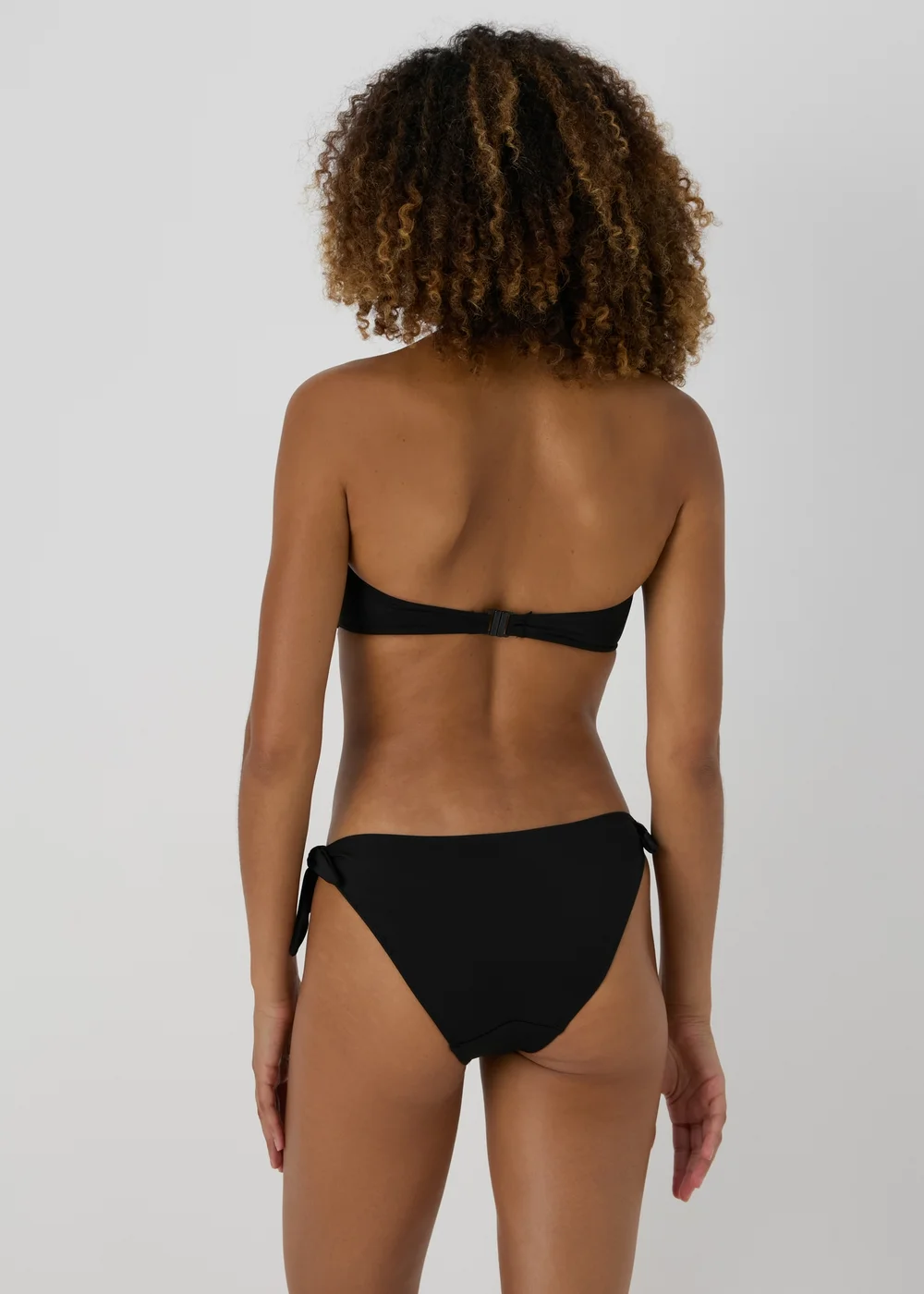 Black Twist Bikini Bottoms - 6 Image 2