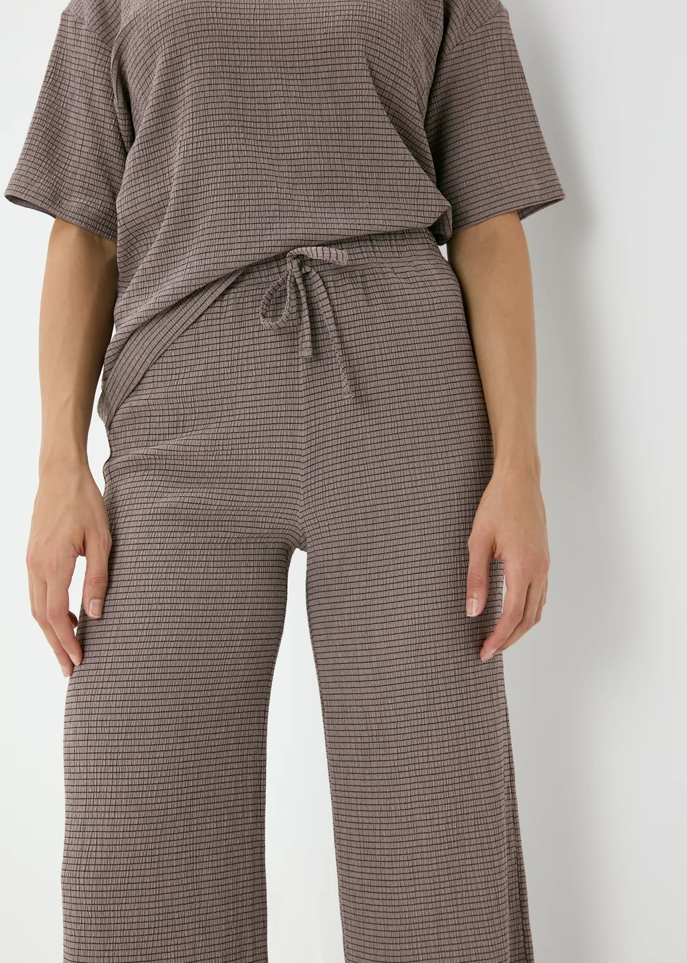 Taupe Textured Co Ord Trousers - 8 Image 3
