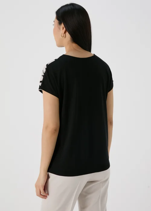 Et Vous Black Brush Print T-Shirt - 8 Image 2