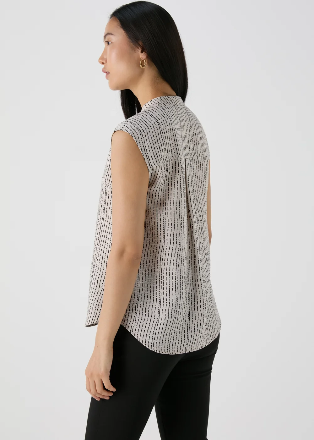Et Vous Beige Airflow Sleeveless Shirt - 8 Image 2