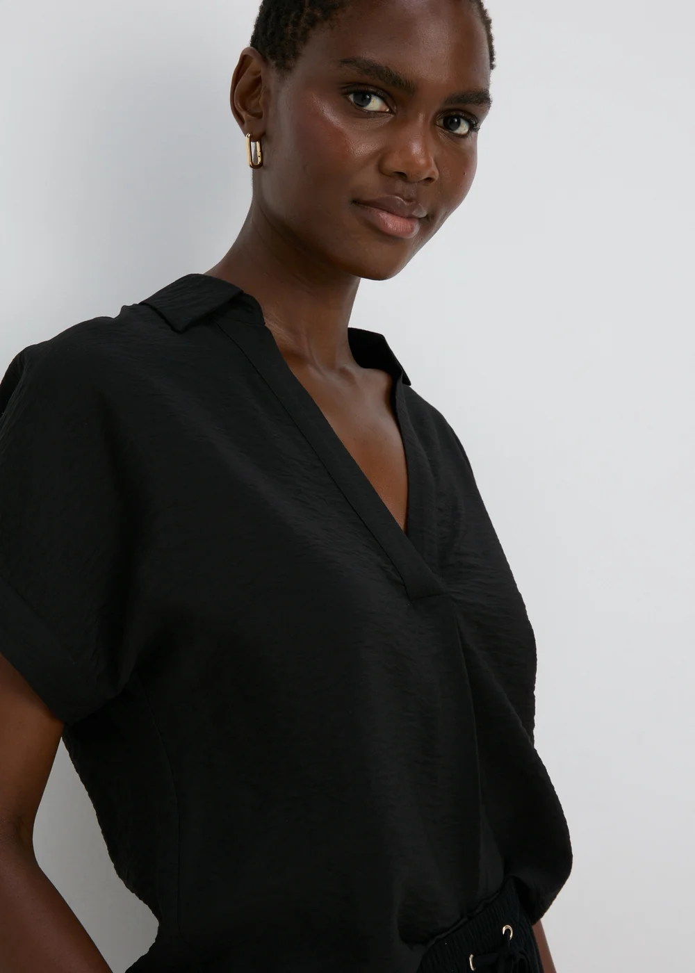 Et Vous Black Airflow Top - 8 Image 3