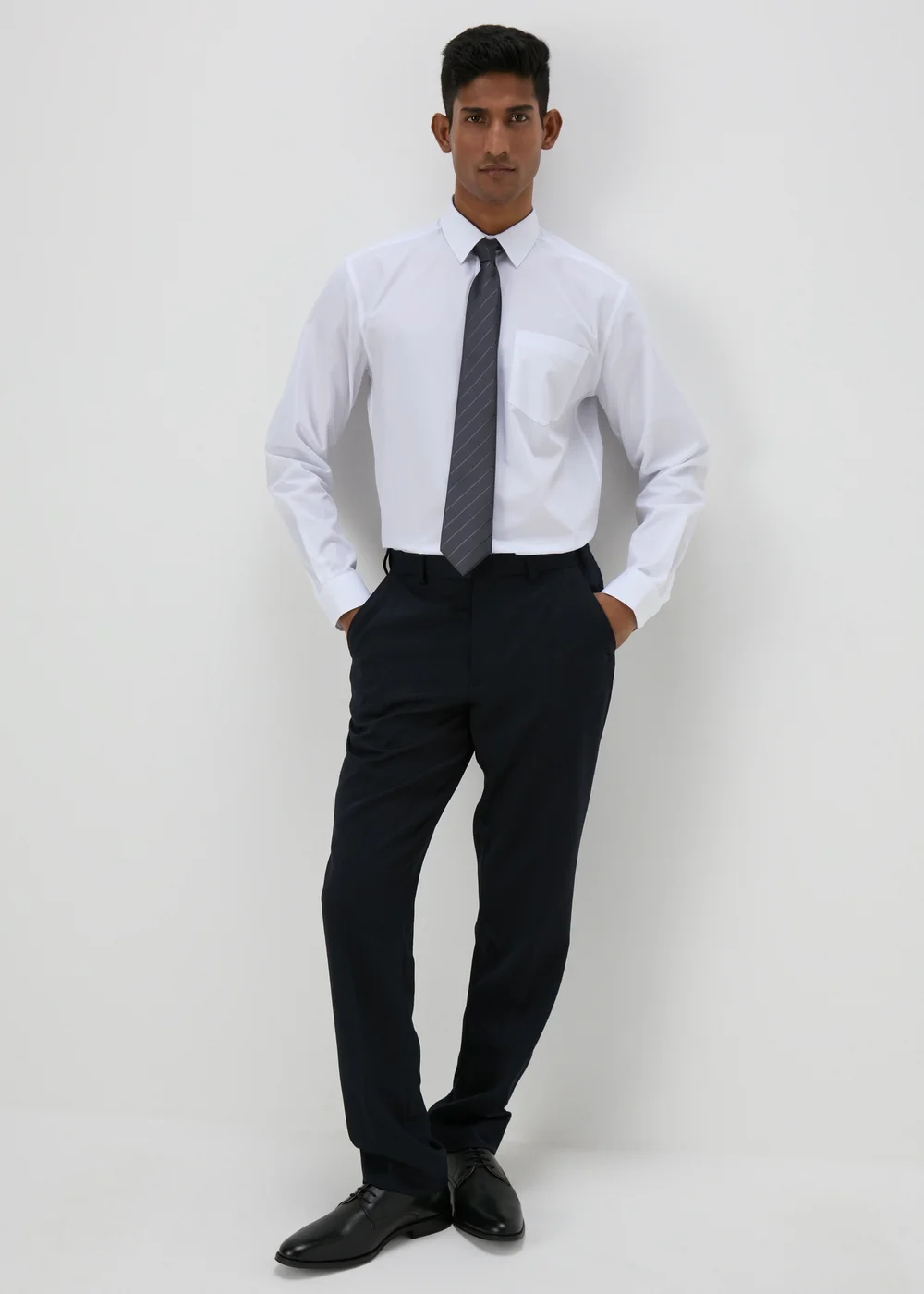 Taylor & Wright Regular Shirt & Tie Set - 15 Collar Image 4