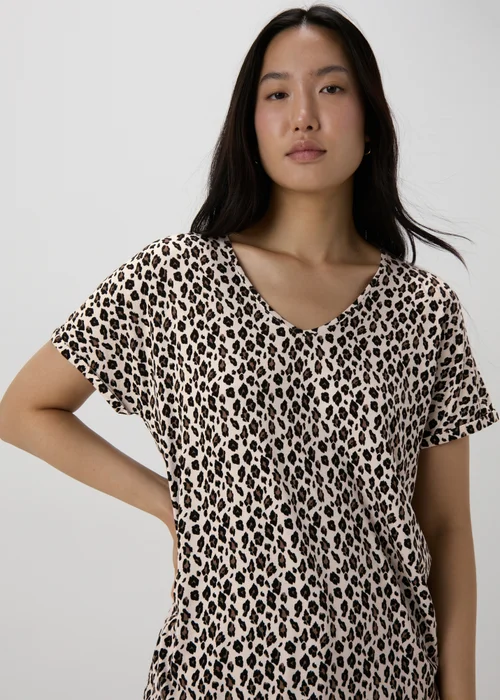 Et Vous Beige Leopard Print V-Neck T-Shirt - 8 Image 3