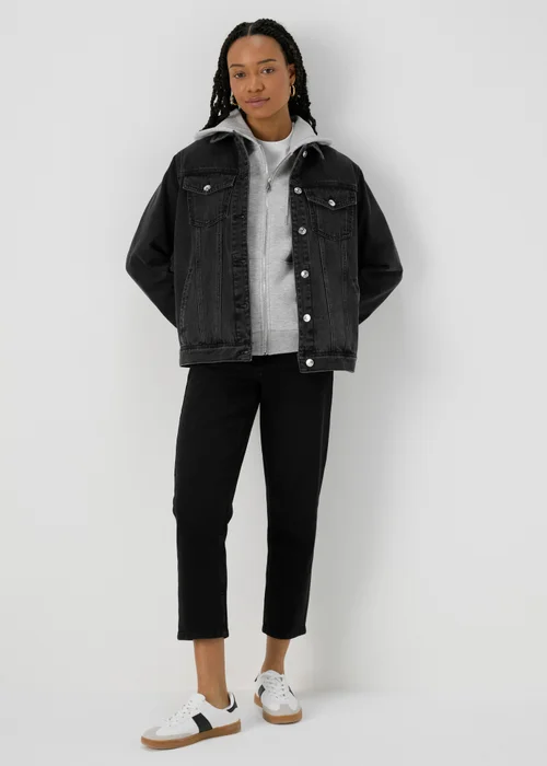 Black Wash Oversized Denim Jacket - 8 Image 4