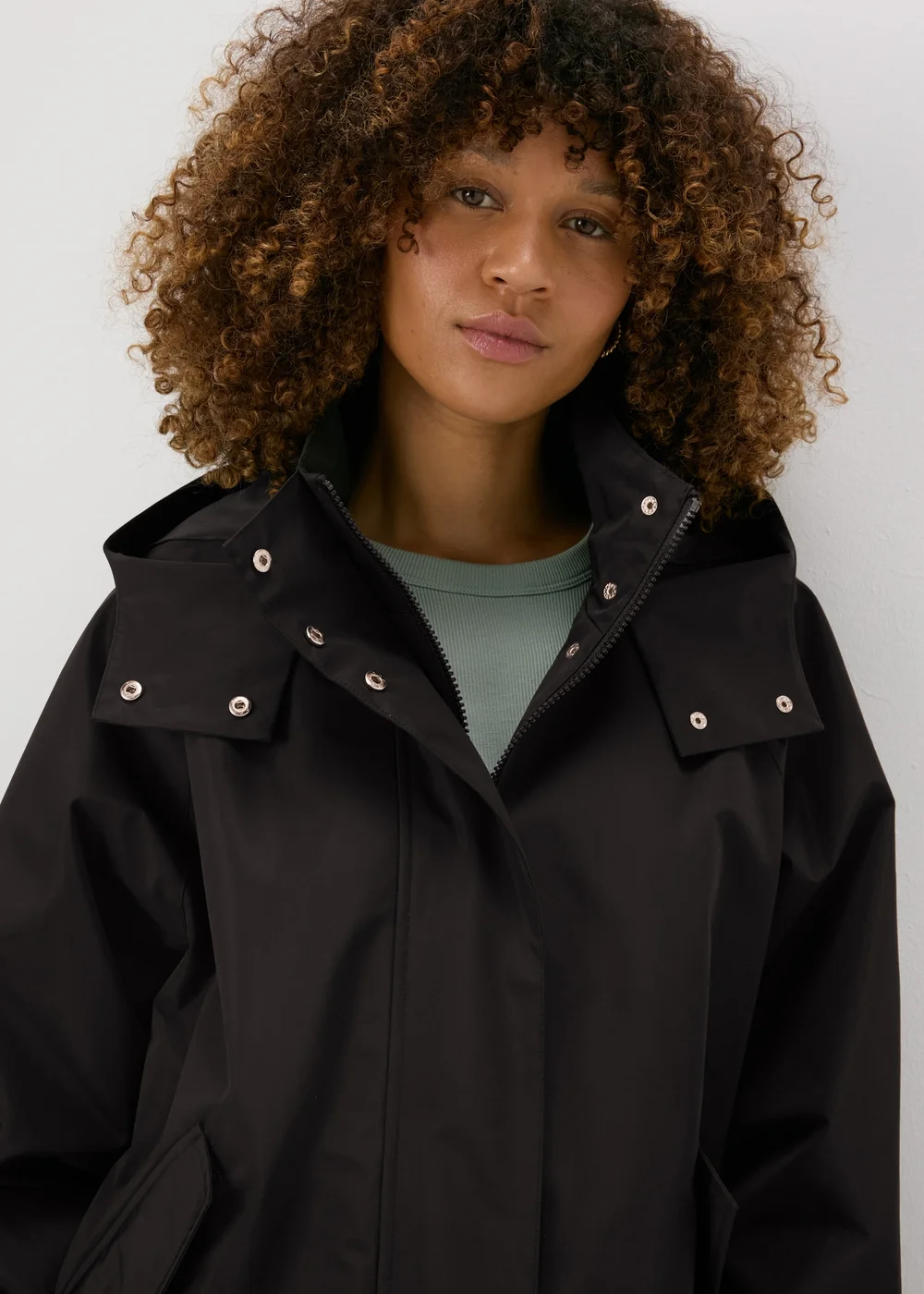 Black Mid Length Mac Coat - 8 Image 3