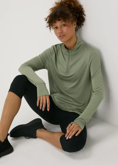 Souluxe Khaki Half Zip Top - S Image 4