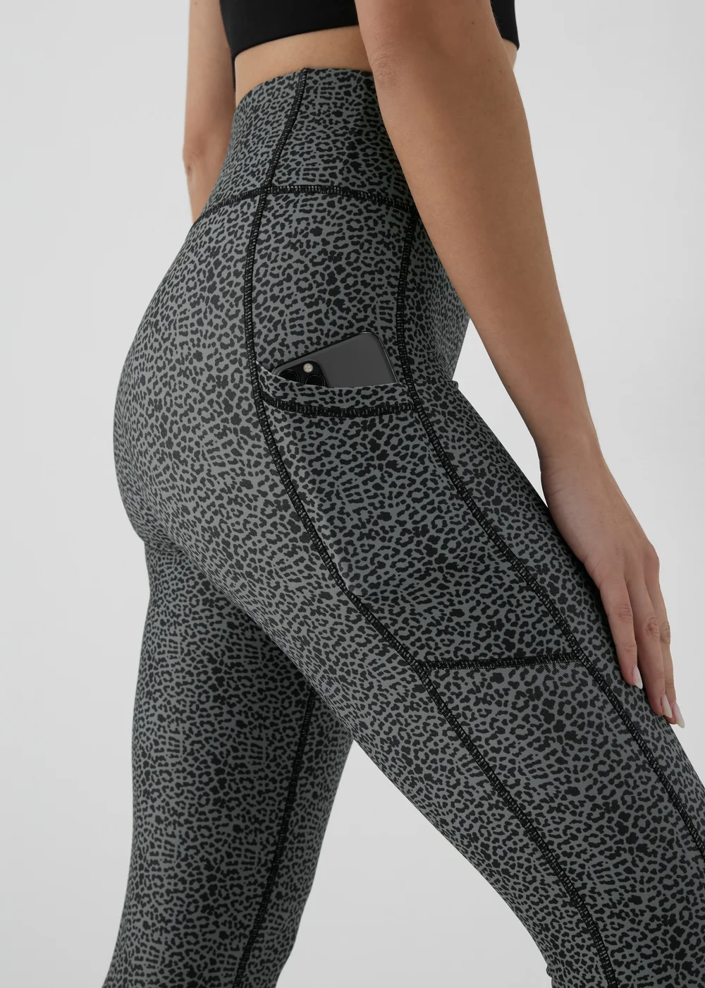 Souluxe Khaki Animal Print Leggings - 8 Image 3