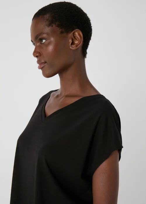 Souluxe Black V-Neck Sports T Shirt - S Image 3