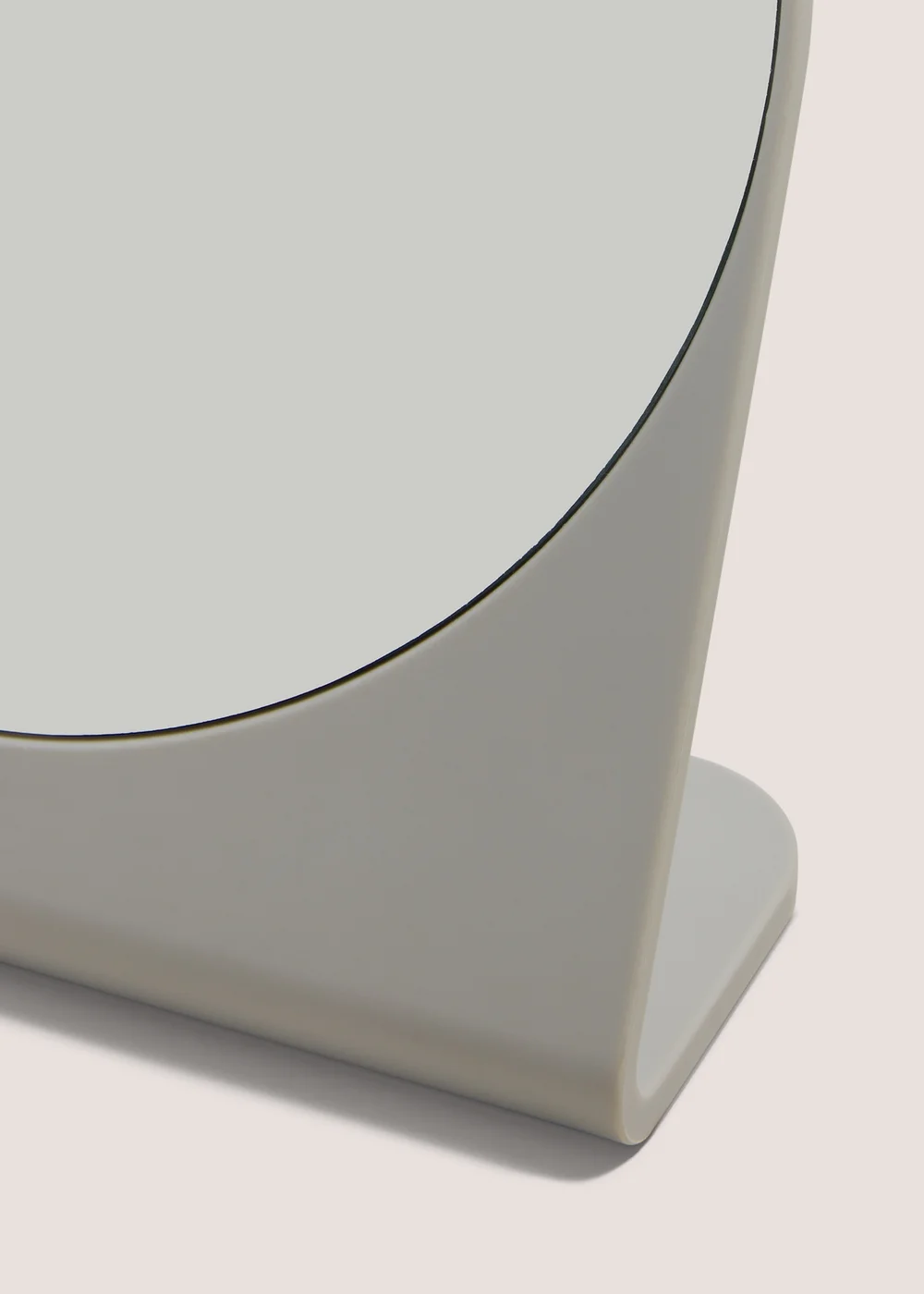 Grey Plastic Mirror (19x18x7cm) Image 2