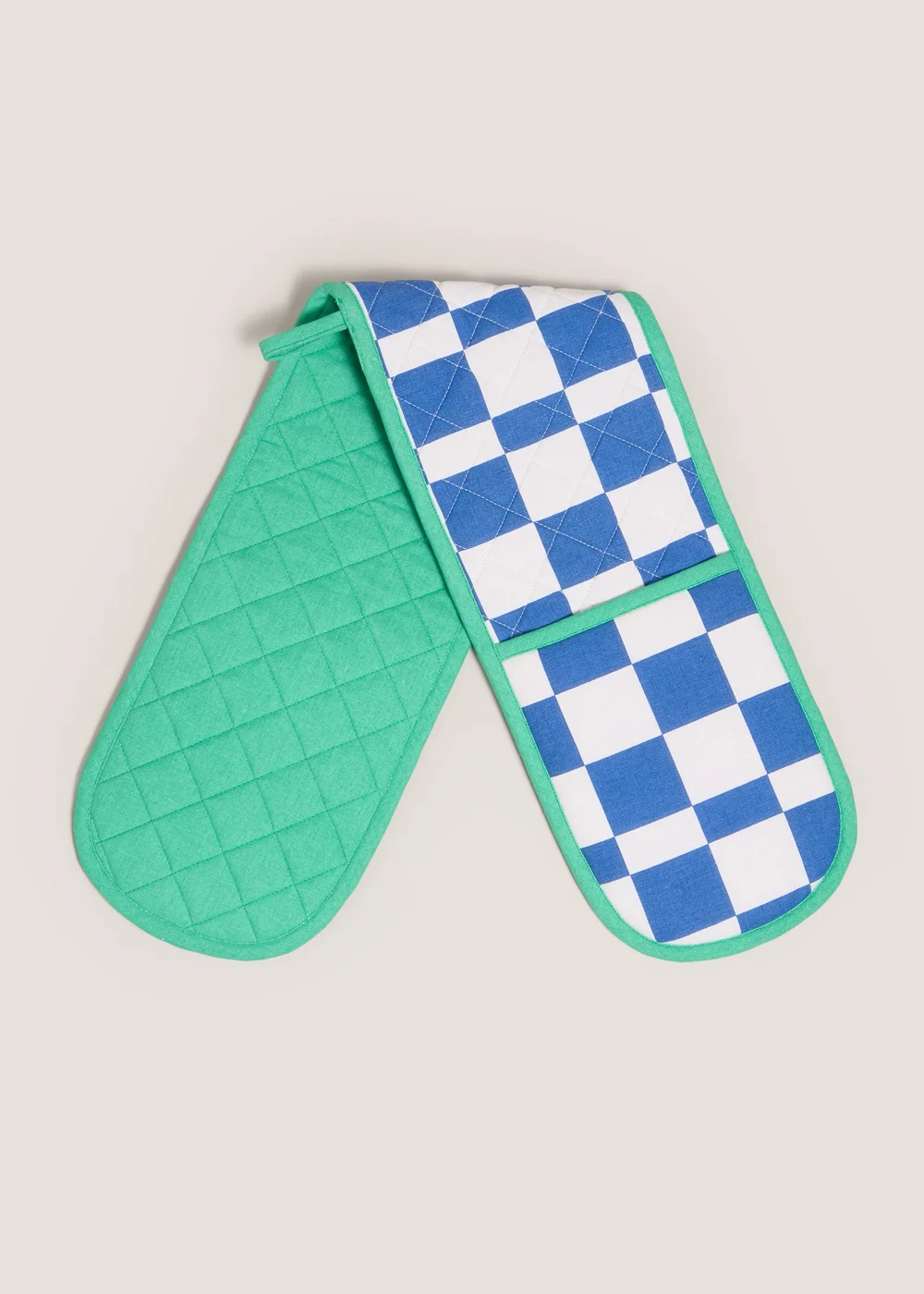 Blue Checkerboard Oven Gloves (18x92cm) Image 1