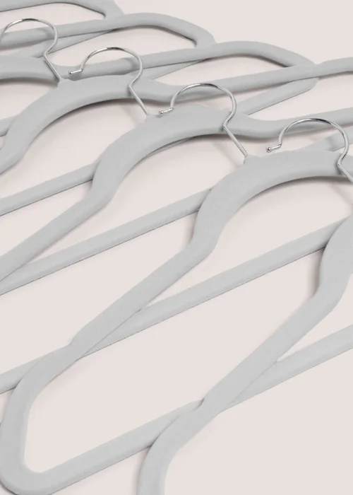 30 Pack Grey Hangers (45cm x 24cm) Image 2