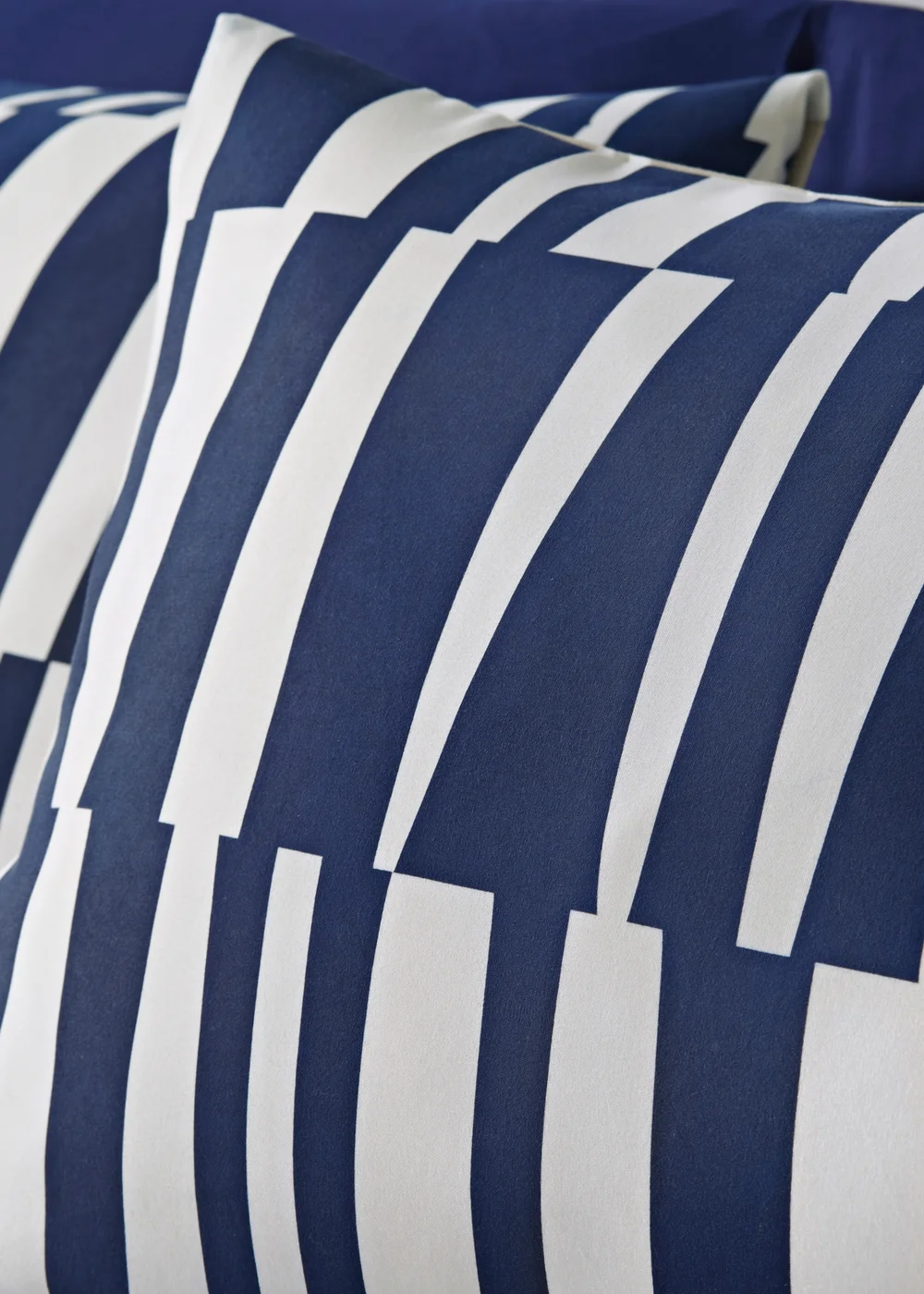 Navy Linear Geometric Pattern Duvet Set - Single Image 2