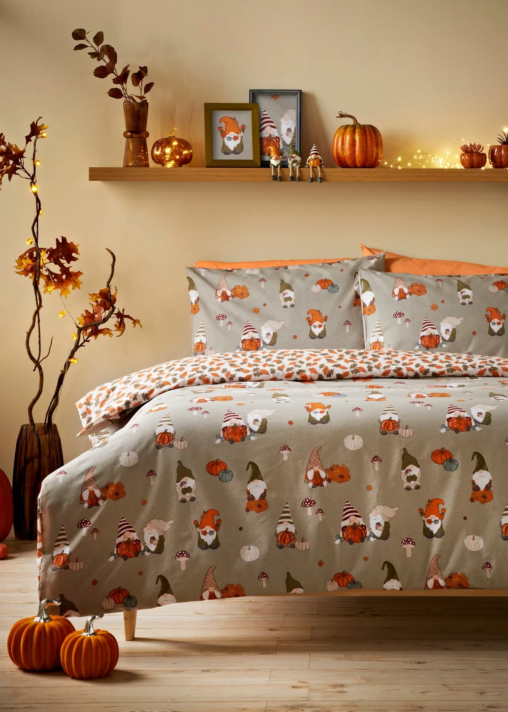 Green Gnome Duvet Set - King Image 1