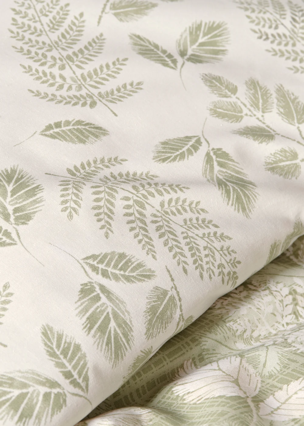 Green Sketch Leaf Design Duvet Set - Single Image 3