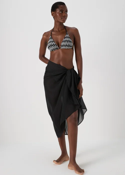 Black Sarong - One Size Image 1
