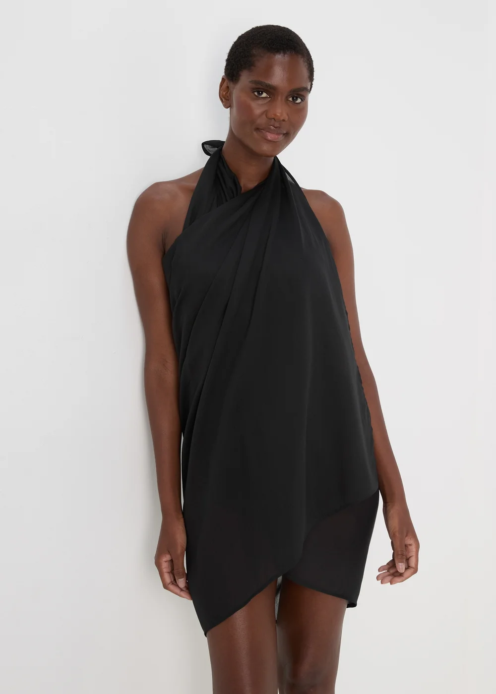 Black Sarong - One Size Image 3