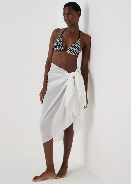 White Sarong - One Size Image 1