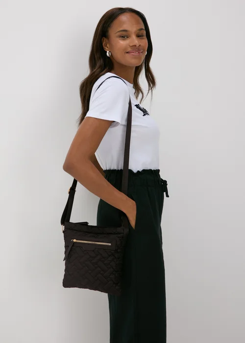 Black Nylon Textured Crossbody Messenger Bag - One Size Image 1