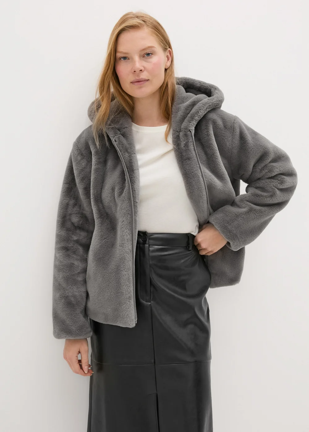 Grey Faux Fur Hooded Coat - 8 Image 1