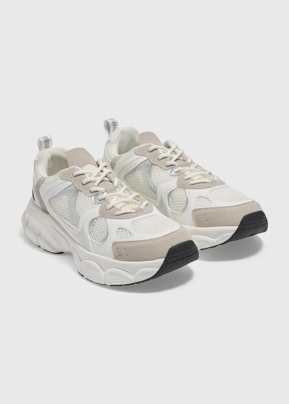 White Runner Trainers - 3 Image 1