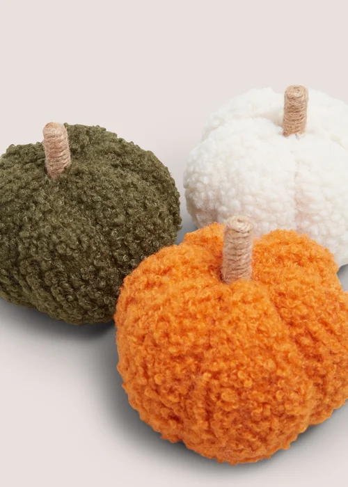 Set of 3 Felt Pumpkins Image 2